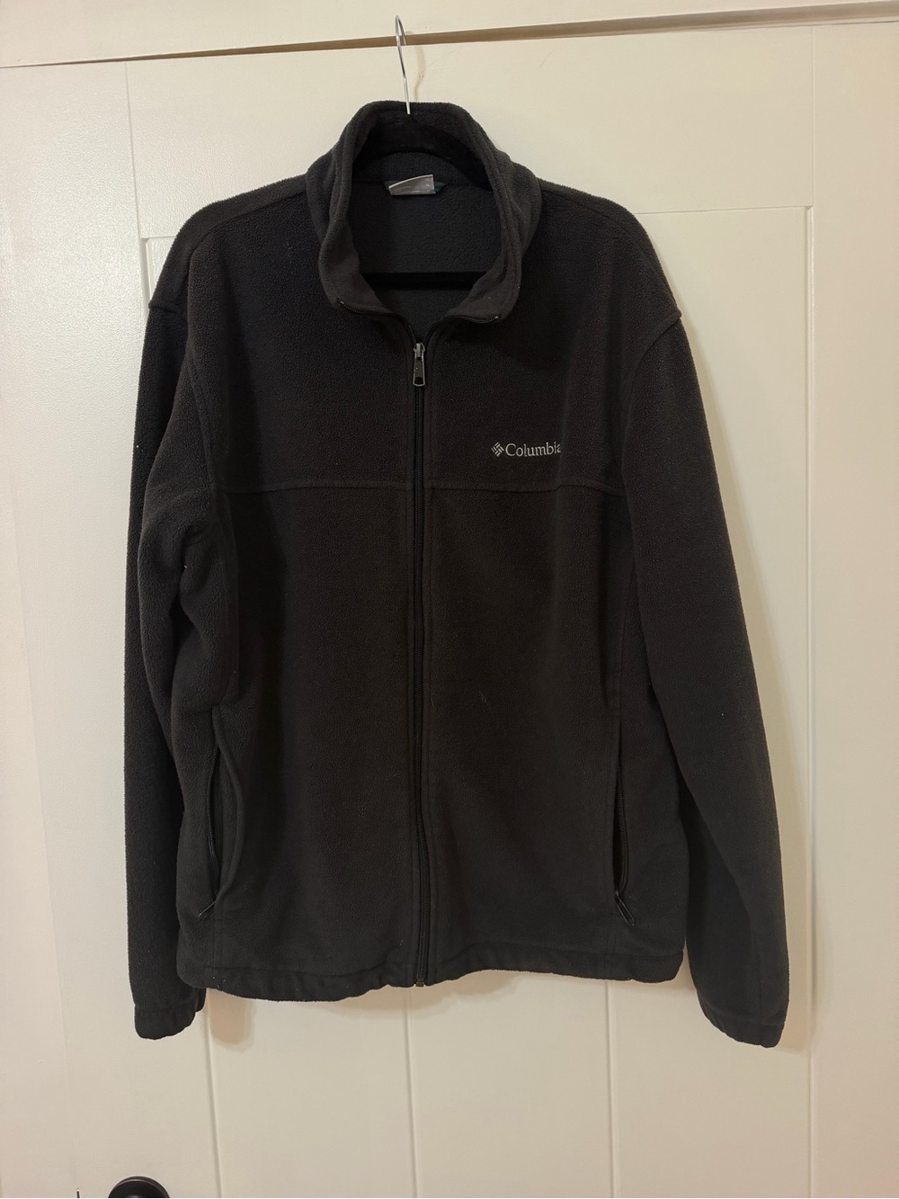 Columbia Black Lightweight Full-Zip Fleece Jacket